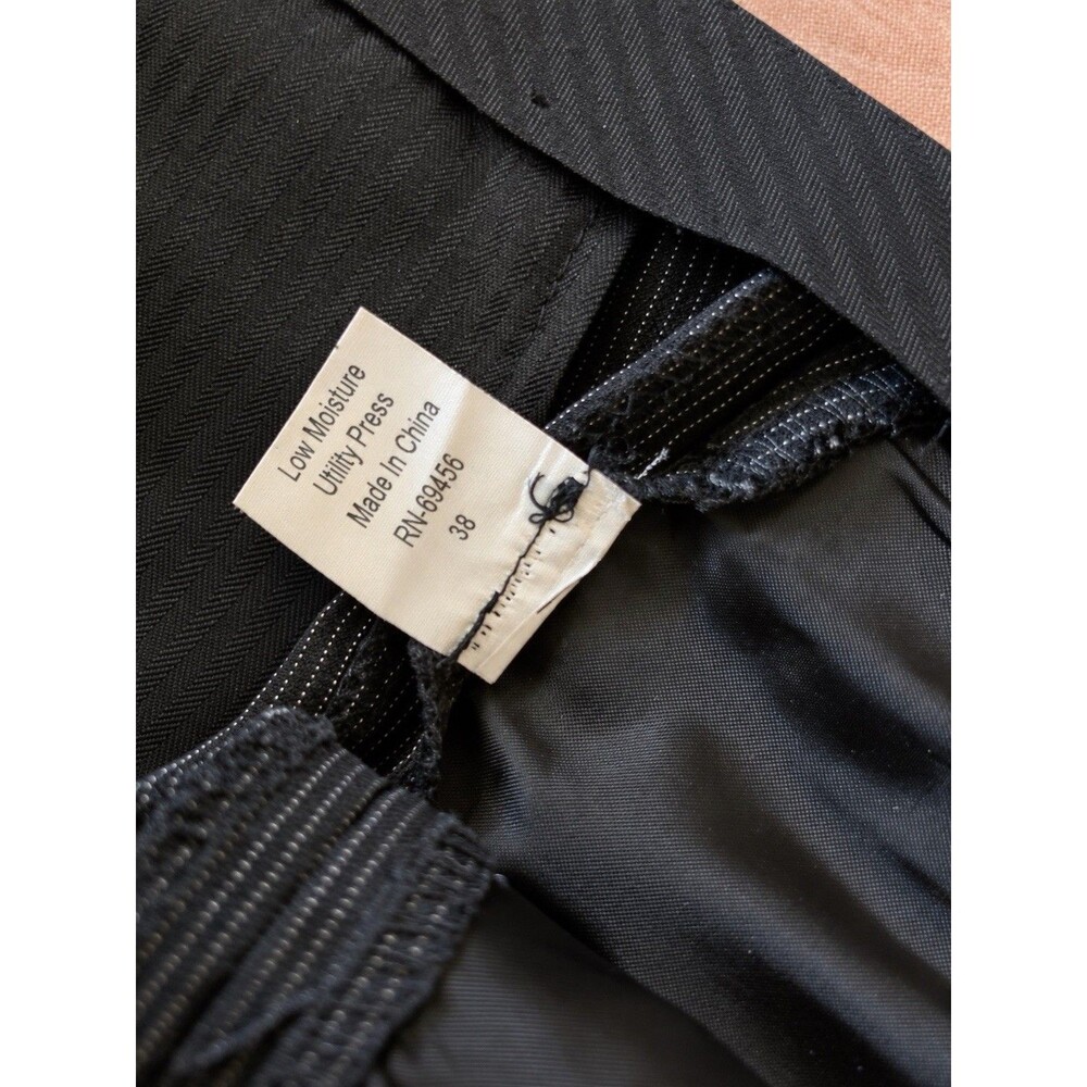Title: Bachrach Men’s Charcoal Pinstripe 100% Wool Dress Pants Size 38 Cuffed